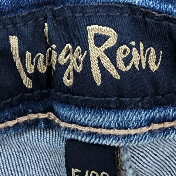 Indigo Rein Women's High Rise Skinny Fit Factory Distressed Denim Jeans Size 26 - Picture 3 of 9